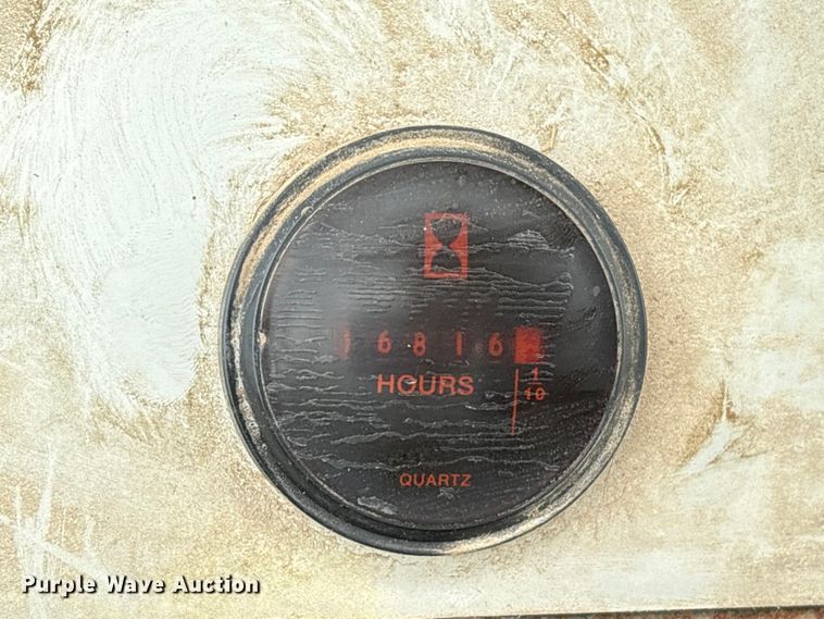 image for item EA7175 Allmand Maxi-Lite 20330 light plant