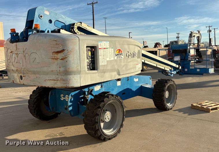 image for item EA7916 2015 Genie S-60X boom lift
