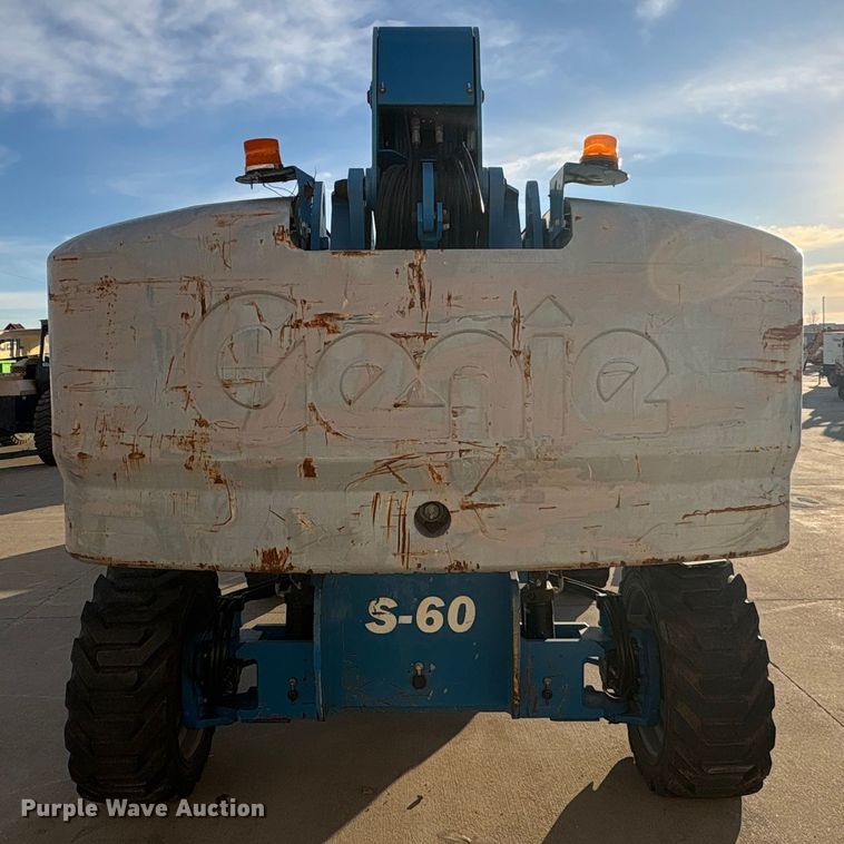 image for item EA7916 2015 Genie S-60X boom lift
