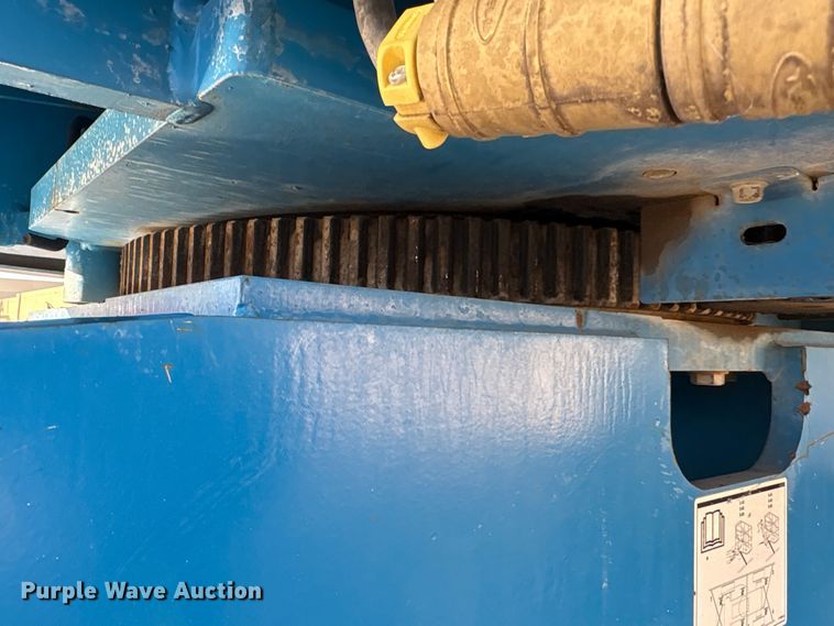 image for item EA7916 2015 Genie S-60X boom lift