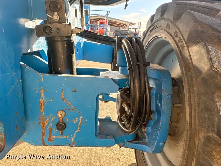 image for item EA7916 2015 Genie S-60X boom lift