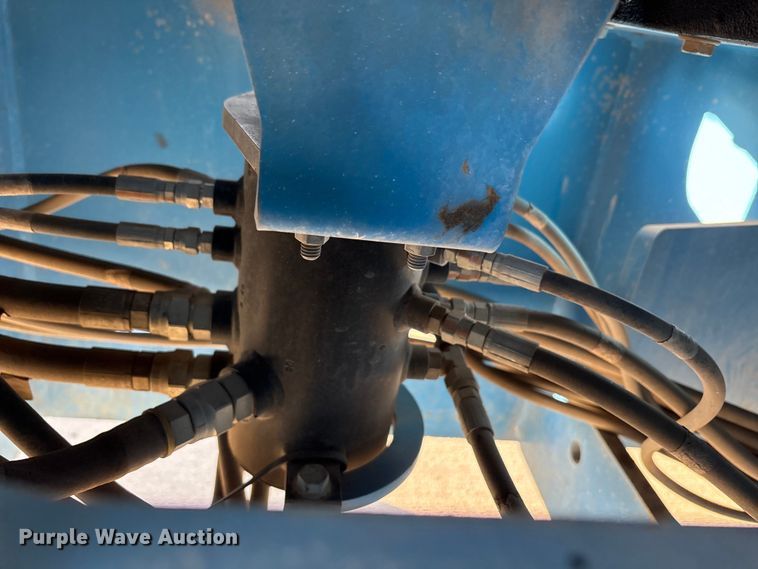 image for item EA7916 2015 Genie S-60X boom lift