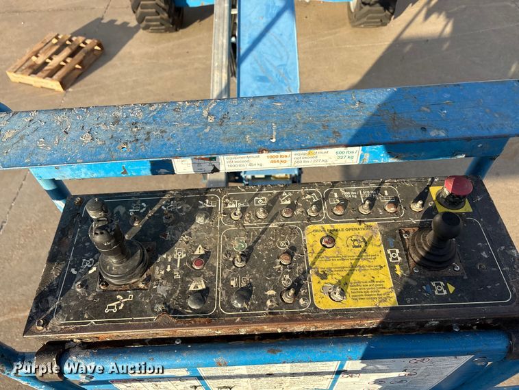 image for item EA7916 2015 Genie S-60X boom lift