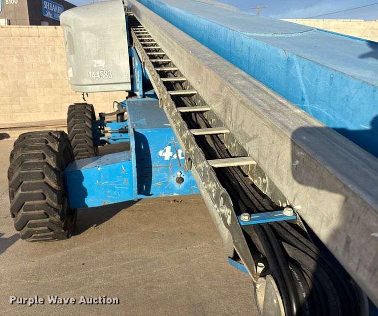 image for item EA7916 2015 Genie S-60X boom lift