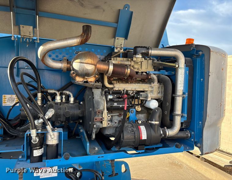 image for item EA7916 2015 Genie S-60X boom lift