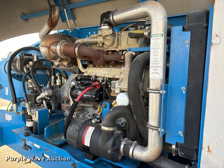 image for item EA7916 2015 Genie S-60X boom lift