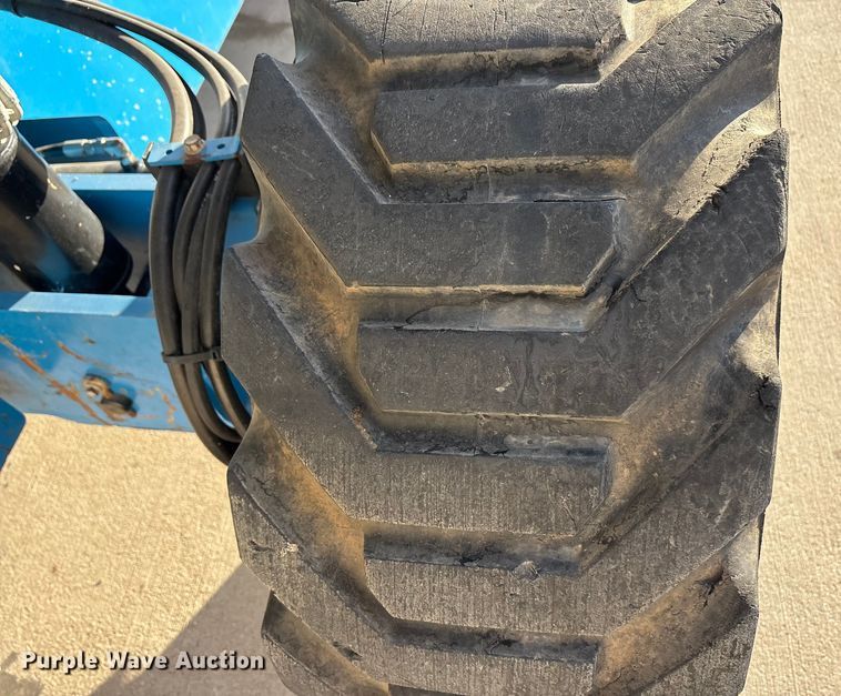 image for item EA7916 2015 Genie S-60X boom lift