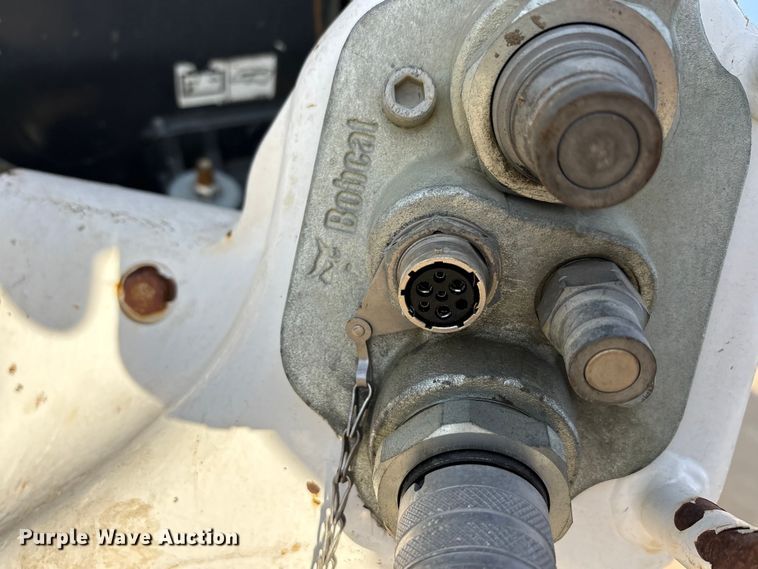 image for item EA7917 2021 Bobcat T64 tracked skid steer loader