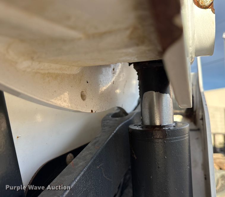 image for item EA7917 2021 Bobcat T64 tracked skid steer loader