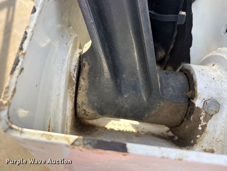 image for item EA7917 2021 Bobcat T64 tracked skid steer loader