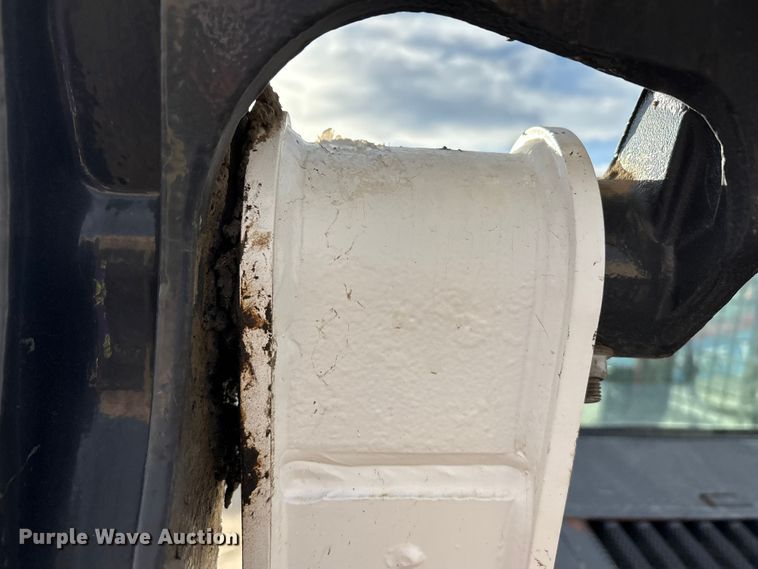 image for item EA7917 2021 Bobcat T64 tracked skid steer loader