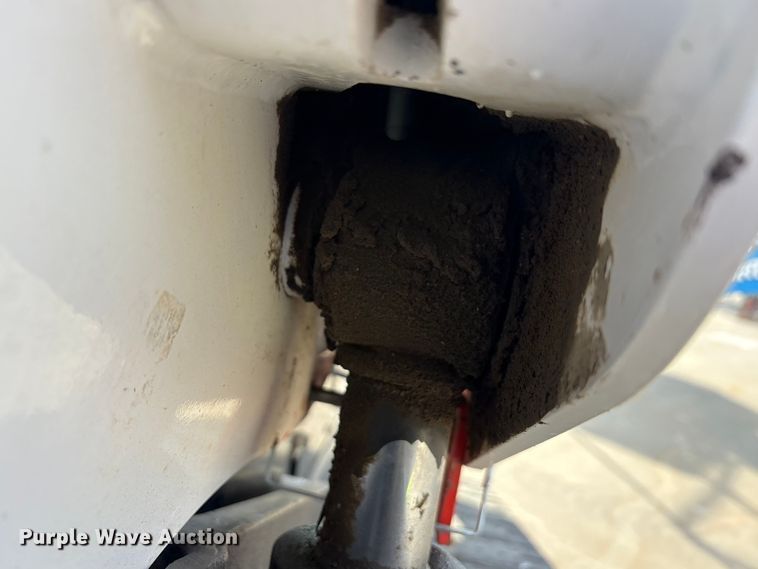 image for item EA7917 2021 Bobcat T64 tracked skid steer loader