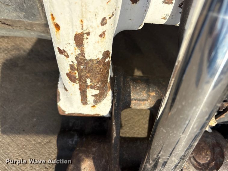 image for item EA7917 2021 Bobcat T64 tracked skid steer loader