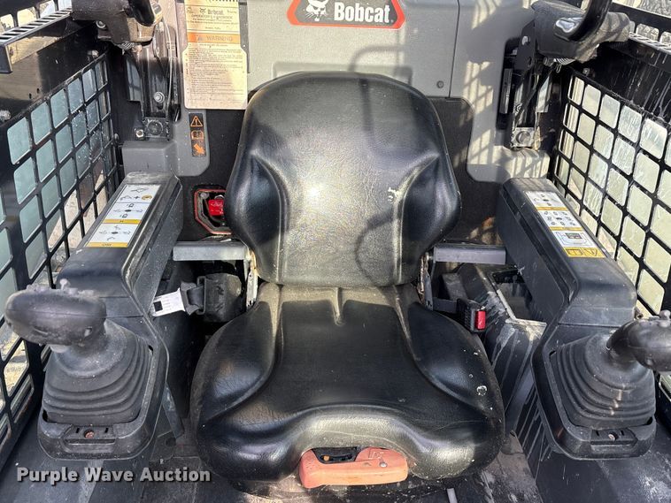 image for item EA7917 2021 Bobcat T64 tracked skid steer loader