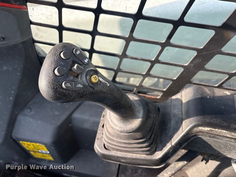 image for item EA7917 2021 Bobcat T64 tracked skid steer loader