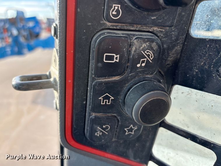 image for item EA7917 2021 Bobcat T64 tracked skid steer loader