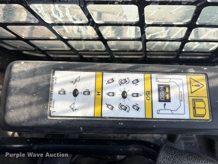 image for item EA7917 2021 Bobcat T64 tracked skid steer loader