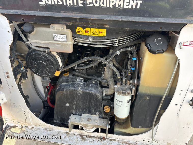 image for item EA7917 2021 Bobcat T64 tracked skid steer loader