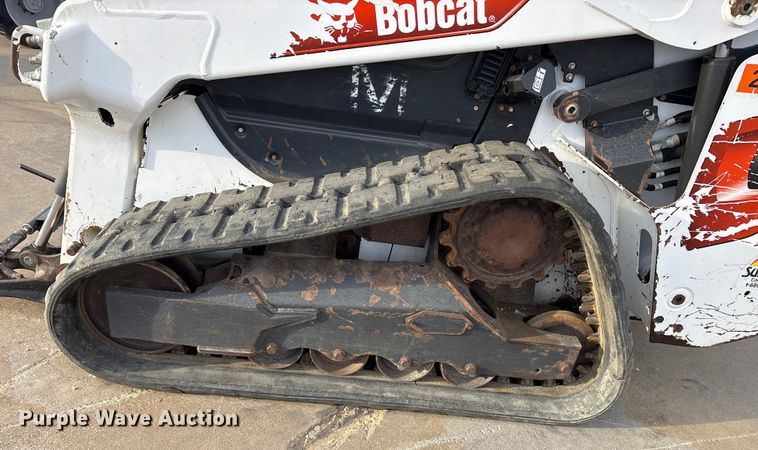 image for item EA7917 2021 Bobcat T64 tracked skid steer loader