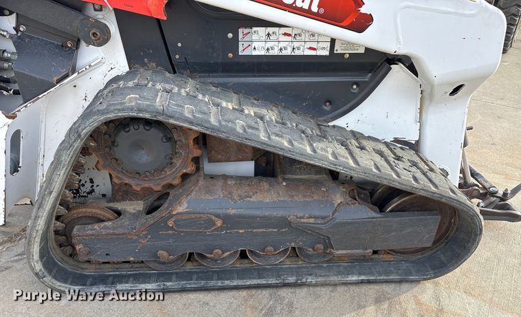 image for item EA7917 2021 Bobcat T64 tracked skid steer loader