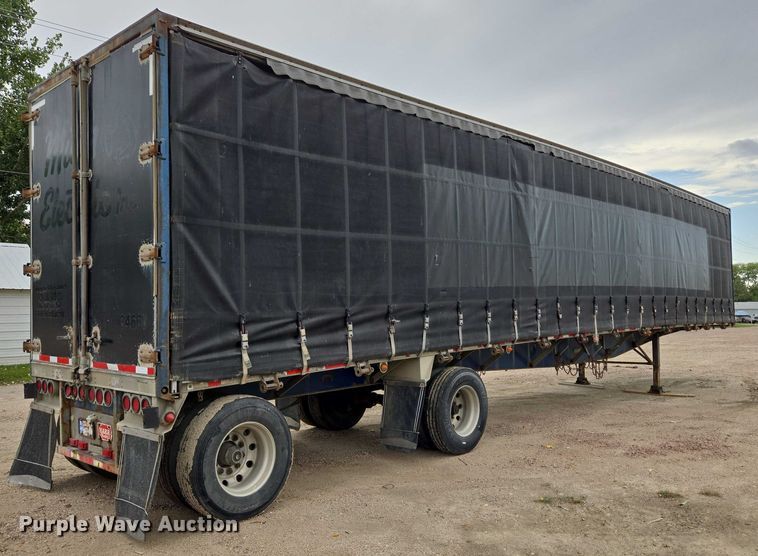 image for item EB1063 1998 Western Trailers side curtain trailer