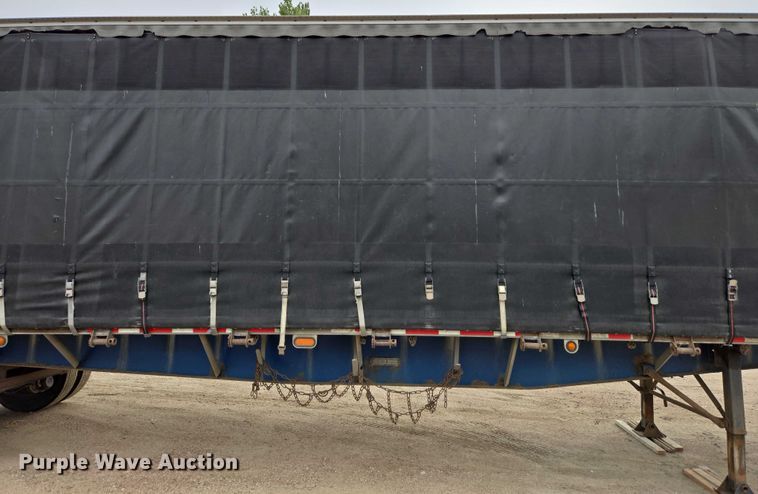 image for item EB1063 1998 Western Trailers side curtain trailer