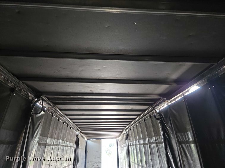 image for item EB1063 1998 Western Trailers side curtain trailer