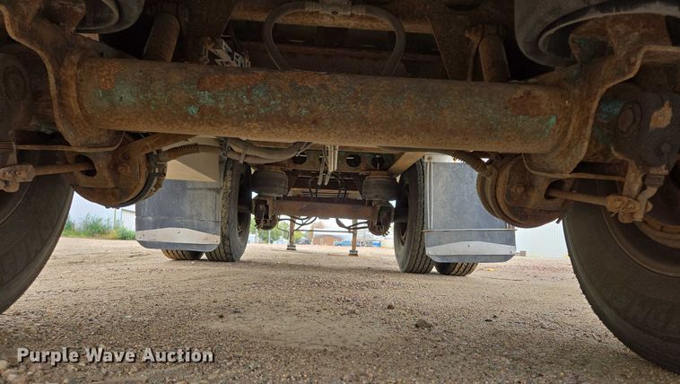 image for item EB1063 1998 Western Trailers side curtain trailer