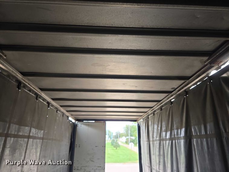 image for item EB1063 1998 Western Trailers side curtain trailer