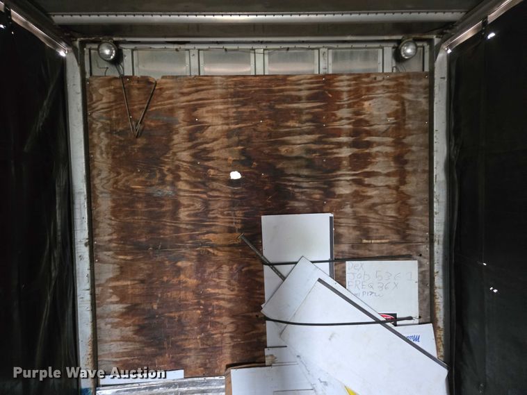 image for item EB1063 1998 Western Trailers side curtain trailer