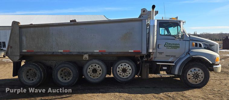 image for item EB1227 2004 Sterling L9500 dump truck