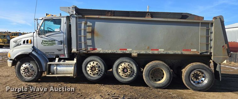image for item EB1227 2004 Sterling L9500 dump truck