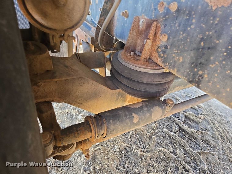 image for item EB1227 2004 Sterling L9500 dump truck