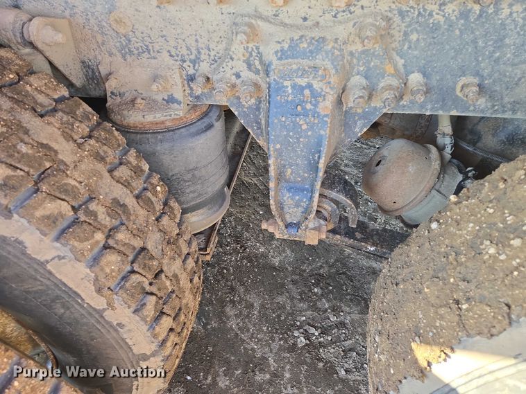 image for item EB1227 2004 Sterling L9500 dump truck