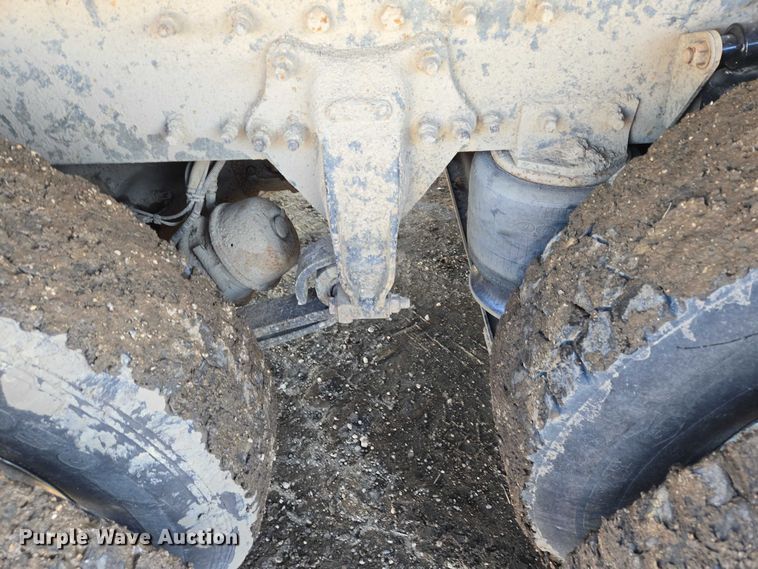 image for item EB1227 2004 Sterling L9500 dump truck