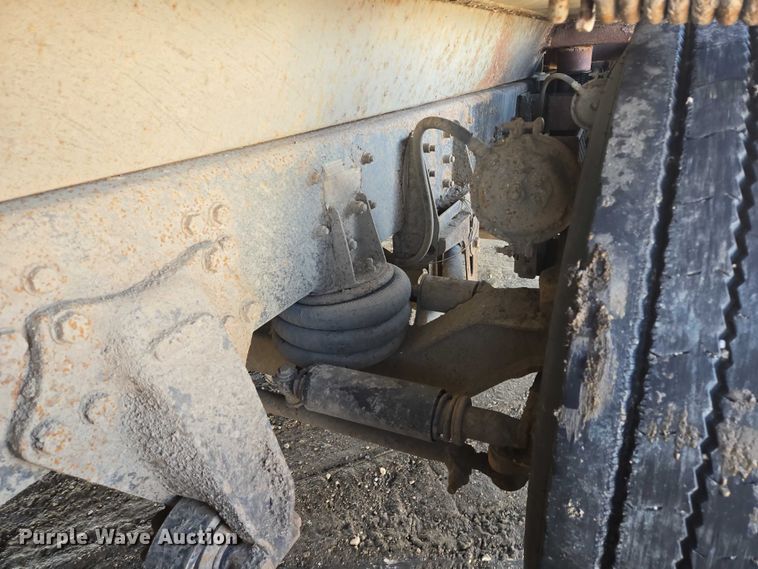 image for item EB1227 2004 Sterling L9500 dump truck