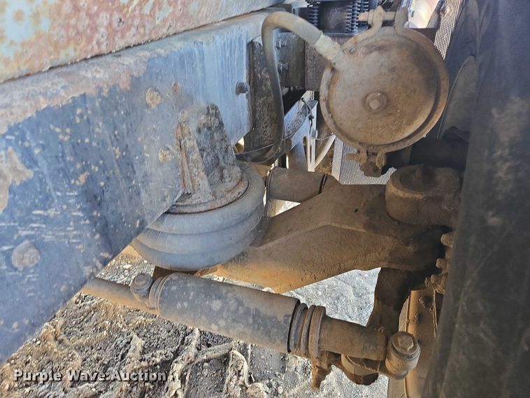 image for item EB1227 2004 Sterling L9500 dump truck