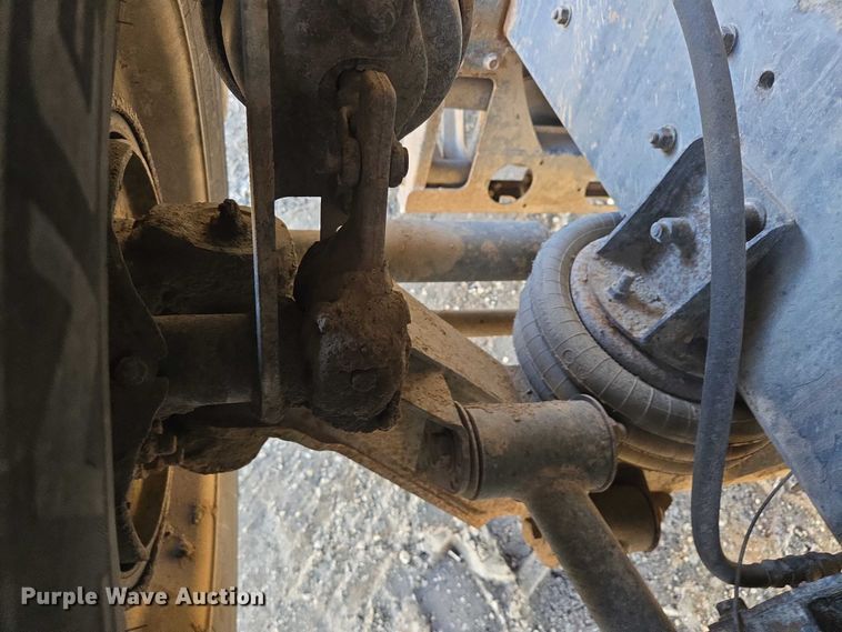 image for item EB1227 2004 Sterling L9500 dump truck