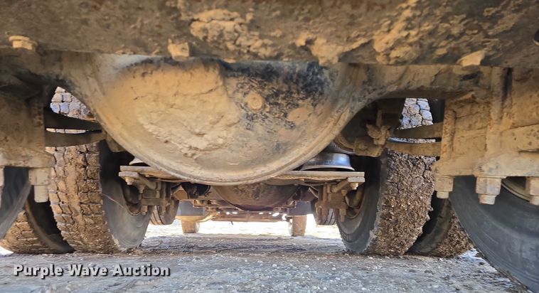 image for item EB1227 2004 Sterling L9500 dump truck