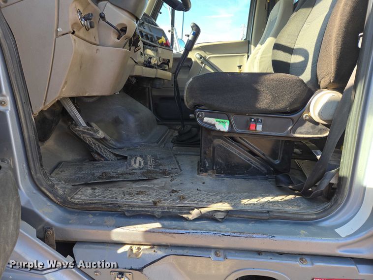 image for item EB1227 2004 Sterling L9500 dump truck