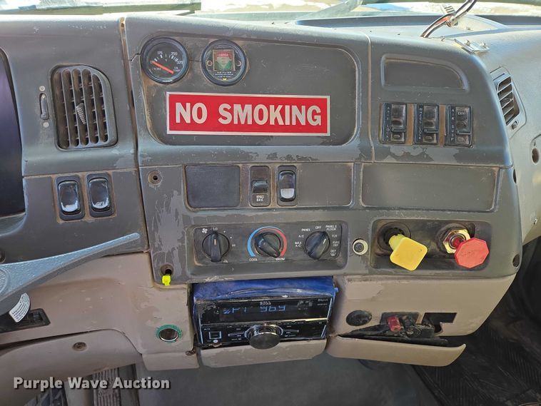 image for item EB1227 2004 Sterling L9500 dump truck