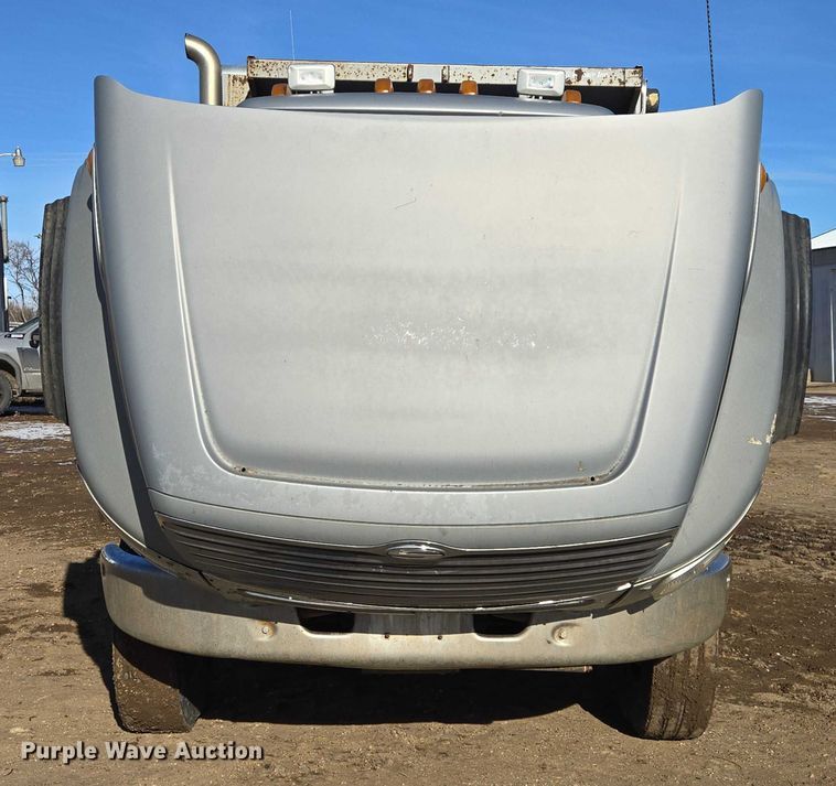 image for item EB1227 2004 Sterling L9500 dump truck