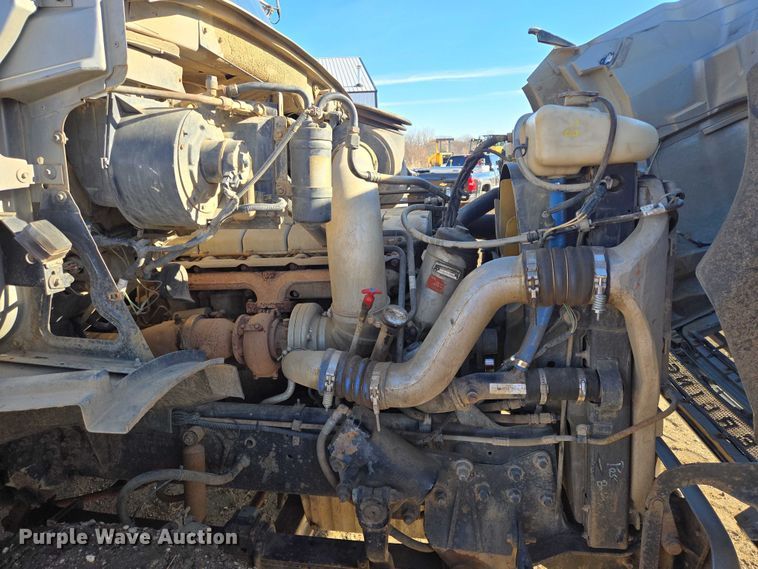 image for item EB1227 2004 Sterling L9500 dump truck