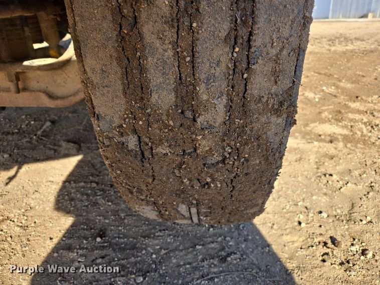 image for item EB1227 2004 Sterling L9500 dump truck