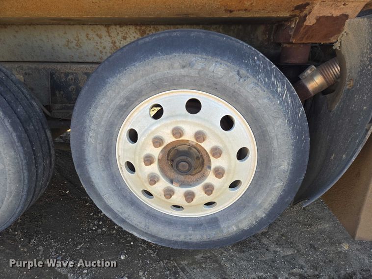 image for item EB1227 2004 Sterling L9500 dump truck