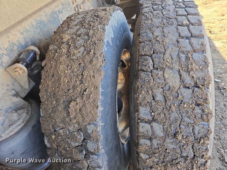 image for item EB1227 2004 Sterling L9500 dump truck