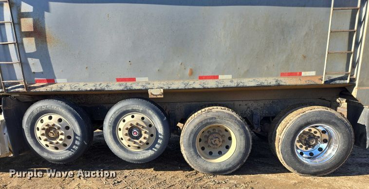 image for item EB1227 2004 Sterling L9500 dump truck