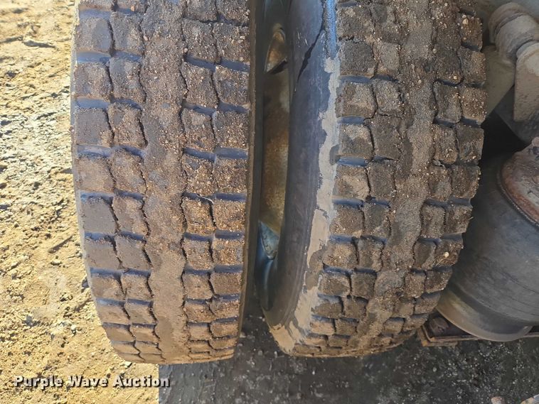 image for item EB1227 2004 Sterling L9500 dump truck