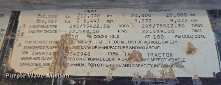 image for item EB1228 1999 International 9900 semi truck