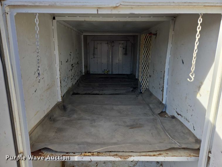 image for item EB1229 2007 Ford F750 semi truck